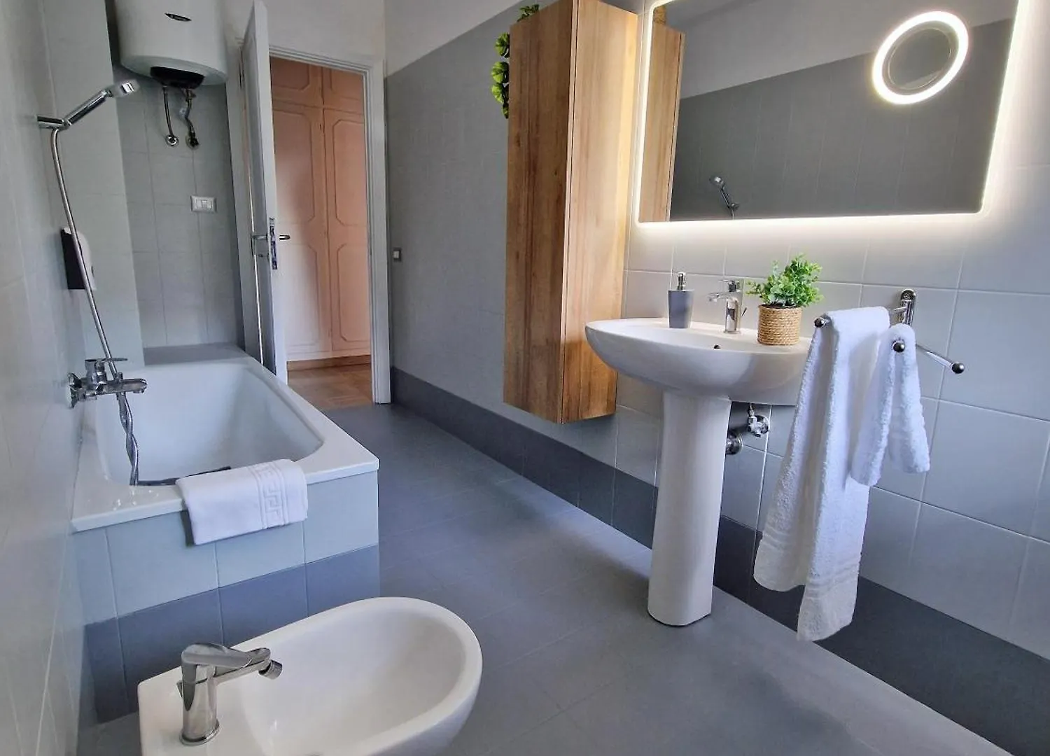 Felix House Park Apartment Rome